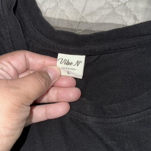 Vibe N’ JUNIOR’S WOMEN BLACK PURPLE PINK FAIRY SHORT SLEEVE CREWNECK GRAPHIC TEE - Picture 3 of 4